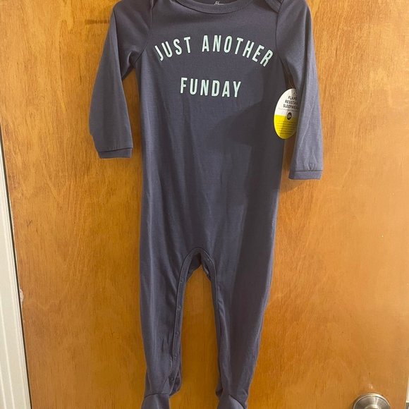 18 month pjs - Picture 1 of 2